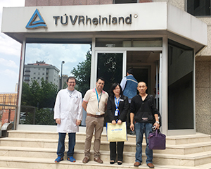 visita al cliente y mantenimiento de la máquina en Turquía
